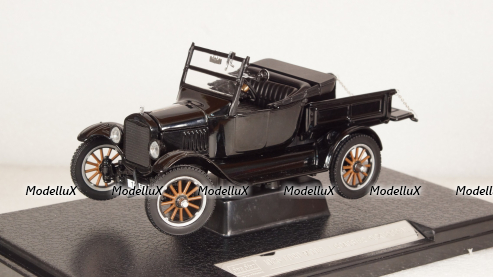 Ford Model T Runabout 1925 Black, SUN1886, SunStar 1:24