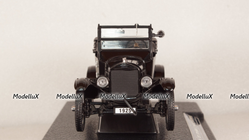Ford Model T Runabout 1925 Black, SUN1886, SunStar 1:24