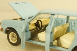 Газ-2402 Волга, Такси,Тантал/Радон 1:43