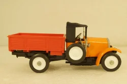 Амо-Ф-15, оранжевый, Арек 1:43