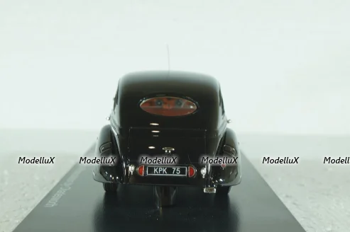 Invicta Black Prince saloon by Charlesworth1946, EMEU43008B,  ESVAL Model 1:43