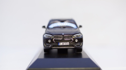 BMW X5 Series F 15, Paragon 1:43