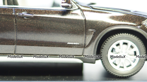 BMW X5 Series F 15, Paragon 1:43