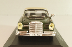 Mercedes-Benz 220SE "Fintail" (W111) 1959, dark green/beige roof, MBOMS016, Mercedes-Benz Offizielle Modell Sammlung #16, Altaya 1:43
