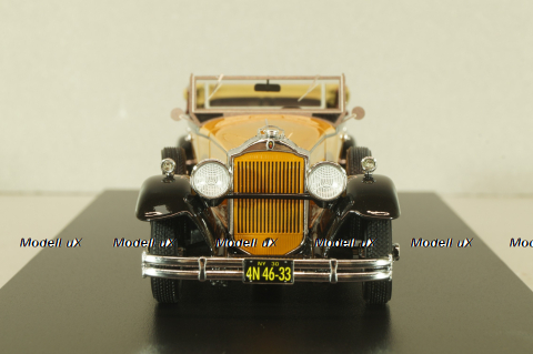 Packard 733 Standart 8, orange/black, 44633, Neo 1:43