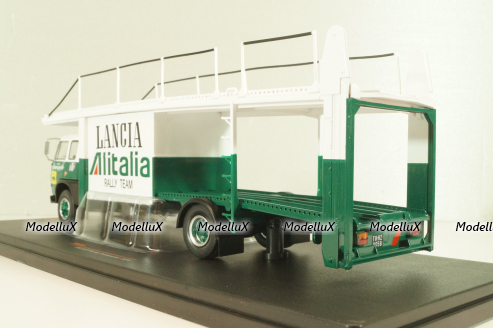 Fiat 673 Racing Transporter Lancia Alitalia Rally Team 1976, green/white, TRU038, IXO 1:43