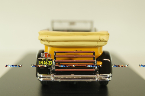 Packard 733 Standart 8, orange/black, 44633, Neo 1:43