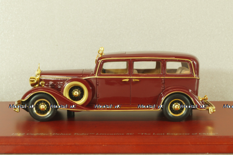 Cadillac Deluxe Tudor Limousine 8C "The last Emperor of China" 1932, dark red, 124312, TSM 1:43