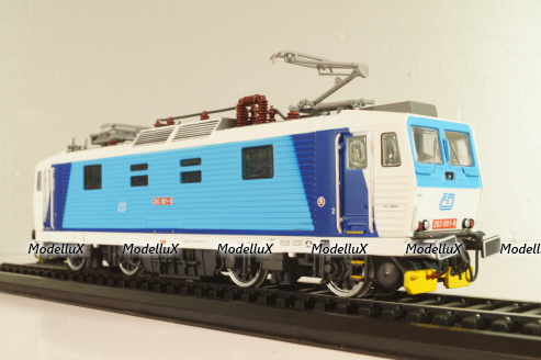 Škoda 70E Electric Locomotive Rada 263 001-0 1984, ČSD, white/blue, 7153125, Trains of the World, Atlas 1:87