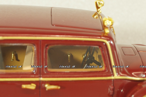 Cadillac Deluxe Tudor Limousine 8C "The last Emperor of China" 1932, dark red, 124312, TSM 1:43