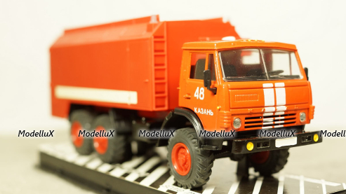 Ваз-2110 Lada, Тантал/Радон 1:43