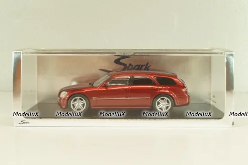 Dodge Magnum RT HEMI 2004, red mettalic S0851, Spark 1:43 Из коллекции!