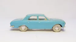 ГАЗ 24 Волга,  голубой ( выцвела) 1:43