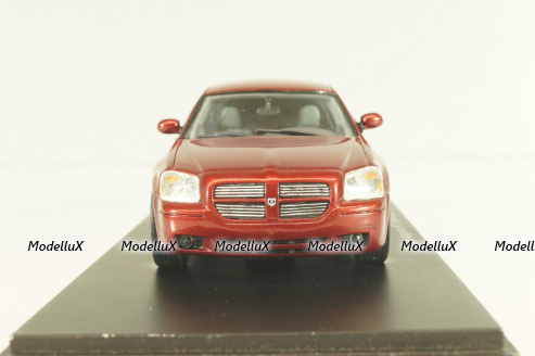 Dodge Magnum RT HEMI 2004, red mettalic S0851, Spark 1:43 Из коллекции!