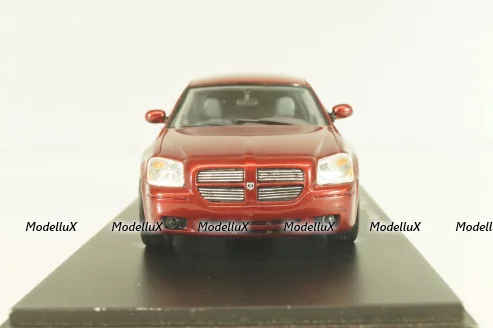 Dodge Magnum RT HEMI 2004, red mettalic S0851, Spark 1:43 Из коллекции!