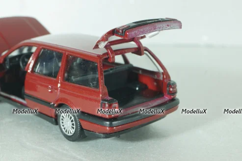 Volkswagen Passat Variant (B3) 1988, red, 1015R, Schabak 1:43