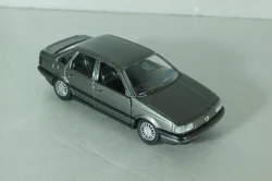 Volkswagen Passat (B3) 1988, grey, 1015GR, Schabak 1:43 ( из коллекции)