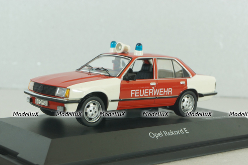 Opel Rekord (E) fire engine, 03423, Schuco 1:43 Уценка!