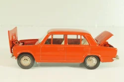 Ваз-2101 А9, красный, Тантал/Радон 1:43