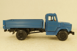 Зил-4331 бортовой, з-д Вега 1:43 