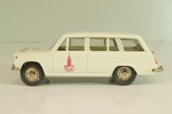 Ваз-2102 А11, бело-серый, Олимпиада 80,  апрель 19..г., Тантал/Радон 1:43