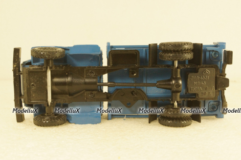 Зил-4331 бортовой, з-д Вега 1:43 