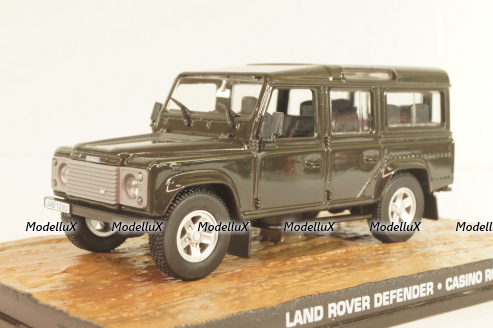 Land Rover Defender 110 from movie "Casino Royale" 2006, grey, James Bond Modellauto Collection #85, Altaya 1:43