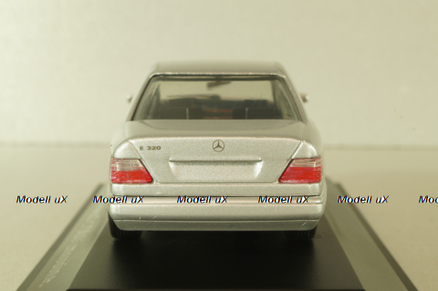 Mercedes-Benz E 320 limousine  (W124), silver, 070072, Herpa 1:43