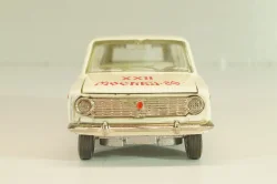 Ваз-2102 А11, кремовый, Олимпиада 80, Тантал/Радон 1:43