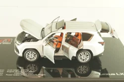 Lexus LX600 2022, silver, LCD43013SI, LCD 1:43