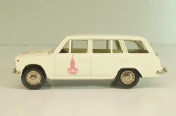 Ваз-2102 А11, кремовый, Олимпиада 80, Тантал/Радон 1:43
