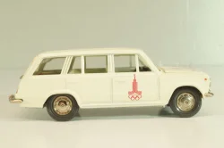 Ваз-2102 А11, кремовый, Олимпиада 80, Тантал/Радон 1:43