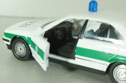 BMW 535i Polizei (E34) 1987, white/green strip, 1152, Schabak 1:43