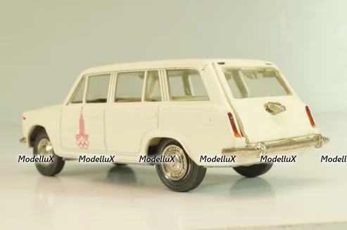 Ваз-2102 А11, кремовый, Олимпиада 80, Тантал/Радон 1:43