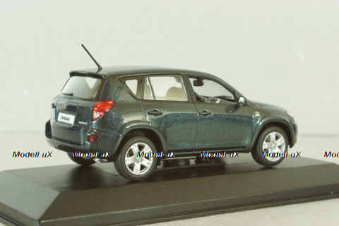 Toyota RAV4 (CA30W) 2005, grey, Minichamps 1:43 