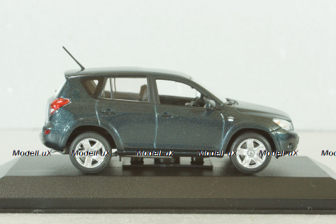 Toyota RAV4 (CA30W) 2005, grey, Minichamps 1:43 