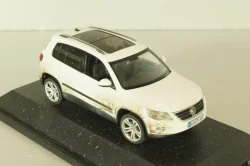 Volkswagen Tiguan 2007, white (dirty version), Schuco 1:43