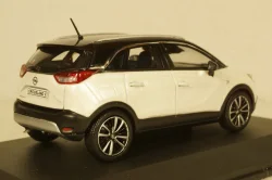 Opel Crossland X, white/black, IScale 1:43