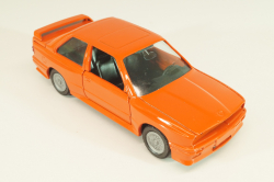 BMW M3 (E30) 1982, red, 82229417155, Gama 1:43
