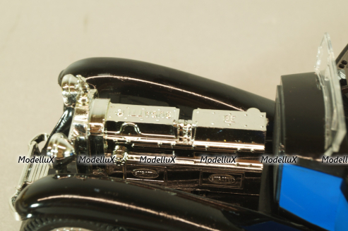 Bugatti Royale 1930, black/blue, Solido 1:43
