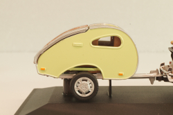 Porsche 356B Coupe with camping trailer and figuren, brown, Cararama 1:43 Уценка!