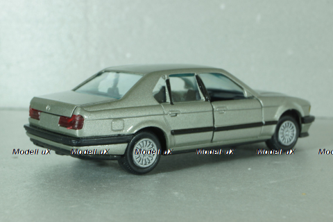 BMW 735i (E32) 1986, grey, 1107, GAMA 1:43