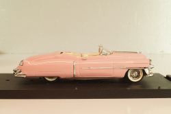 Cadillac Eldorado 1953, pink, Gode 1:43