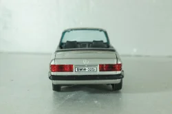 BMW 325i (E30) cabrio, silver, 1110, GAMA 1:43