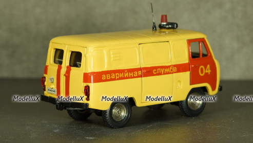 Range Rover Jackal Ukraine Territorial Defense Forces Gun truck (Odessa 2022), TruckTyr 1:43