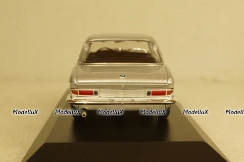 BMW 2000 CS Coupe 1967 silver, 940025081, Maxichamps 1:43 Уценка!