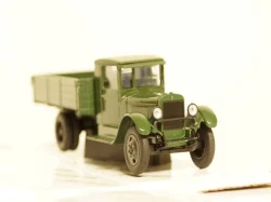 РАФ-977 Латвия синий, з-д Двигатель 1:43 