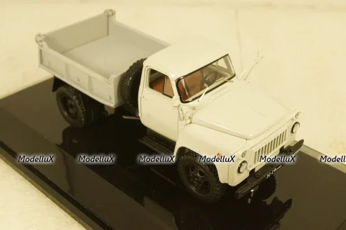 САЗ-3504 Газ-52 1975, 105211, DiP Models 1:43