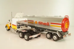 Peterbilt 359 with semi trailer fuel tanker "Shell", yellow/white/silver, American Truck, Spain #1, Altaya 1:43