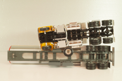 Peterbilt 359 with semi trailer fuel tanker "Shell", yellow/white/silver, American Truck, Spain #1, Altaya 1:43